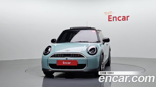 Mini Cooper 4-го поколения Favoured - фото 2