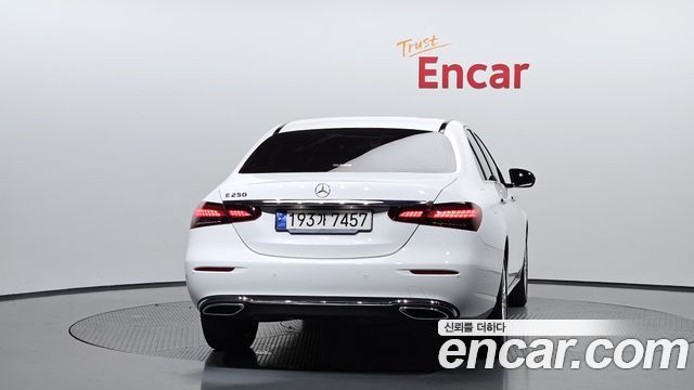 Mercedes-Benz E-Class W213 E250 Exclusive - фото 3