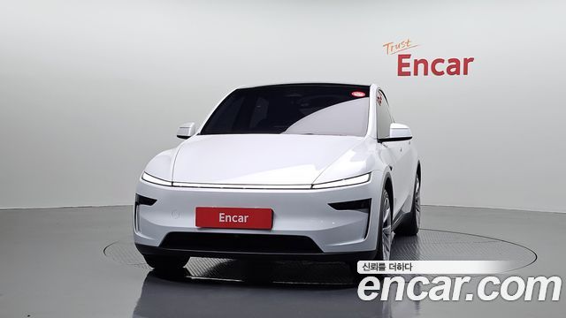 Tesla Model Y Long Range AWD - фото 2