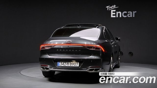 Hyundai Grandeur Новый IG 2.5 Calligraphy - фото 3