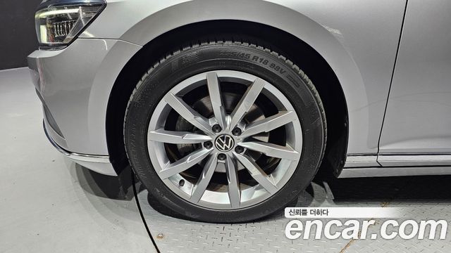 Volkswagen Passat B8 2.0 TDI Prestige - фото 4