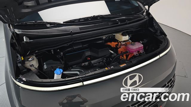 Hyundai Staria HEV 1.6 Cargo 3-Seater Modern - фото 4