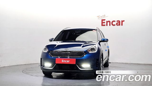 Kia Niro Prestige - фото 2
