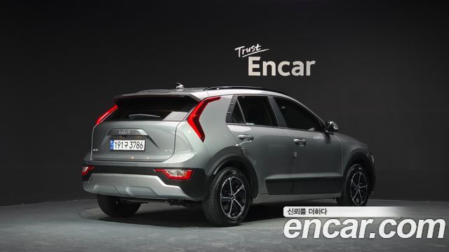 Kia Niro Совершенно новый Trendy - фото 1