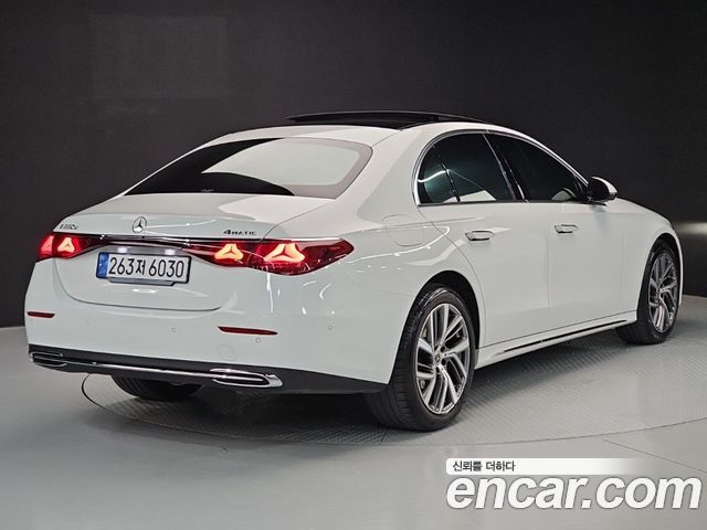 Mercedes-Benz E-Class W214 E220d 4MATIC Exclusive - фото 3