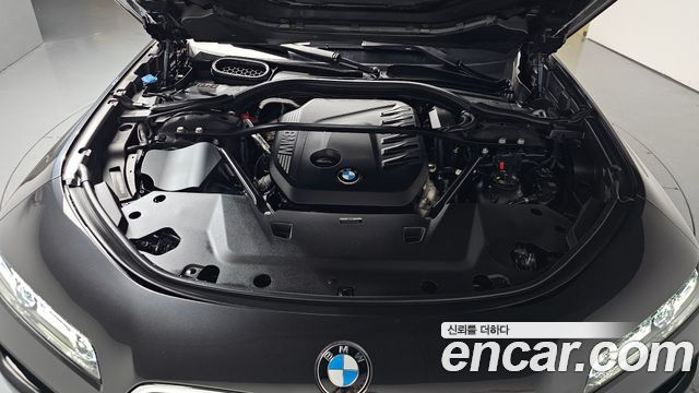 BMW 7-Series G70 740d xDrive Design Pure Excellence - фото 4