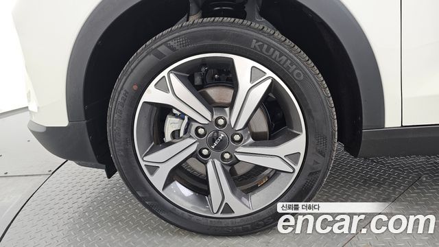 SsangYong Tivoli Новый 1.6 2WD V3 - фото 4
