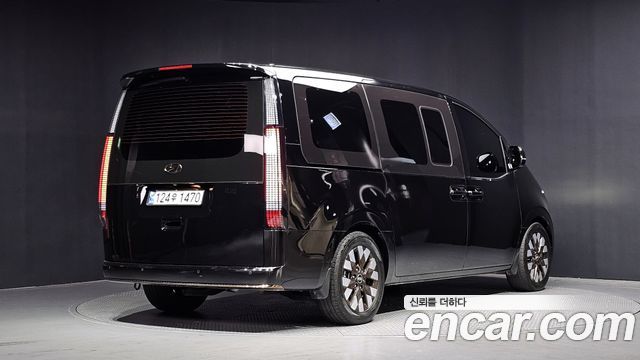 Hyundai Staria Lounge 9-Seater Inspiration - фото 1