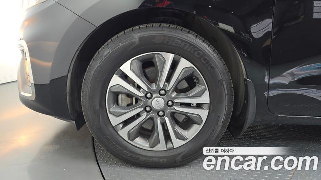 Kia Carnival Новый 9-Seater Luxury - фото 4