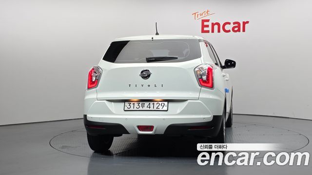 SsangYong Tivoli VX 2WD - фото 3