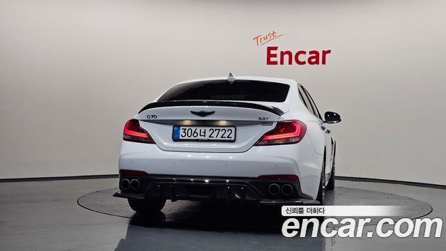 Genesis G70 3.3T Sport Supreme - фото 2
