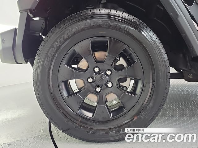 Jeep Wrangler JL 2.0 Overland Power Top 4Door - фото 4