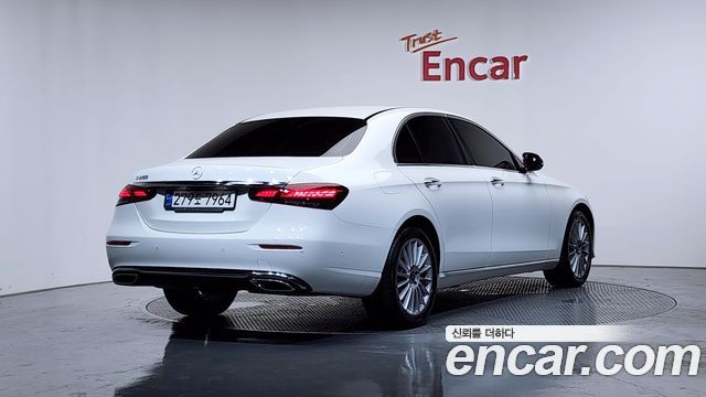 Mercedes-Benz E-Class W213 E250 Exclusive - фото 1