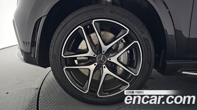Mercedes-Benz GLE-Class W167 AMG GLE53 4MATIC+ - фото 3