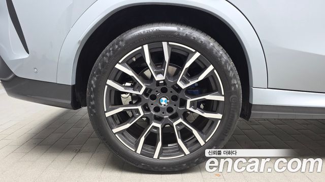 BMW X6 G06 xDrive40i M Sport - фото 4