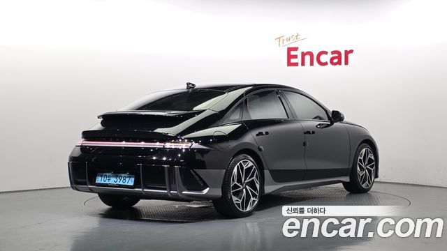 Hyundai Ioniq6 Long Range AWD Prestige - фото 1