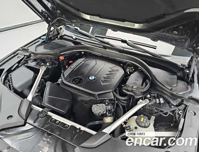 BMW 5-Series G30 520d Luxury Plus - фото 4