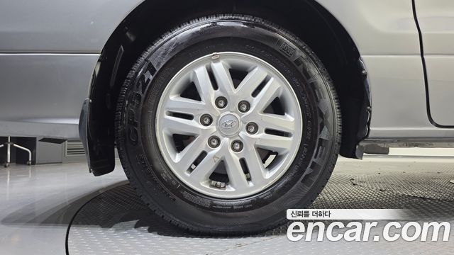Hyundai Starex Новый Van 5-Seater Modern - фото 4