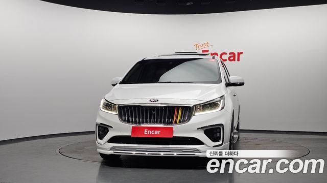 Kia Carnival Новый 9-Seater Noblesse Special - фото 2
