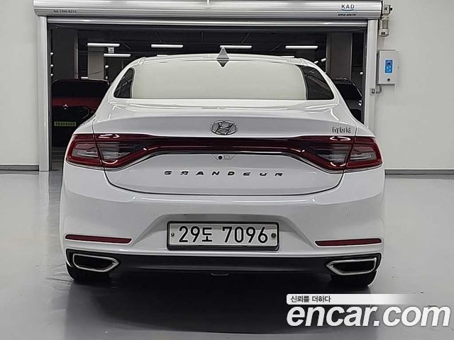 Hyundai Grandeur IG, гибрид Exclusive Special - фото 2