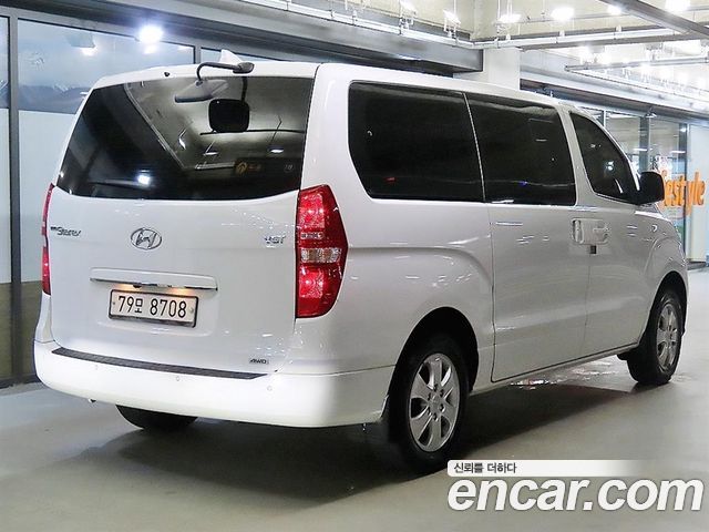 Hyundai Starex Новый 4WD Wagon 12-Seater Smart - фото 1