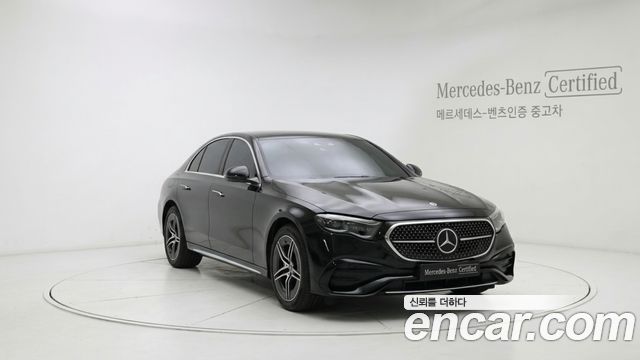 Mercedes-Benz E-Class W214 E300 4MATIC AMG Line - фото 0