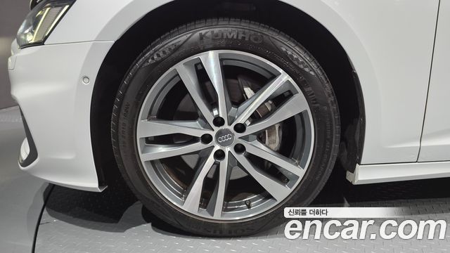 Audi A6 C8 45 TDI Quattro Premium - фото 4
