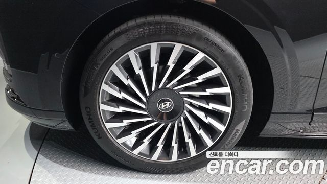 Hyundai Grandeur GN7, гибрид Calligraphy - фото 4