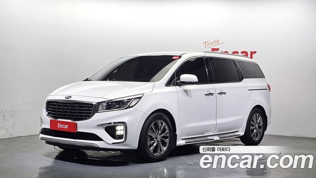 Kia Carnival Новый 7-Seater Limousine President - фото 0
