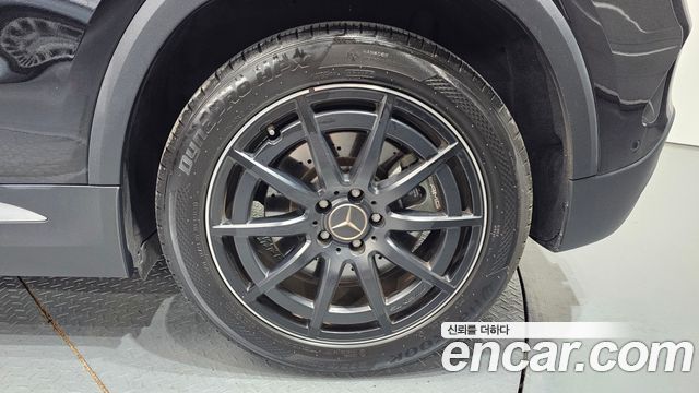 Mercedes-Benz GLA-Class H247 GLA45 AMG 4MATIC+ - фото 3