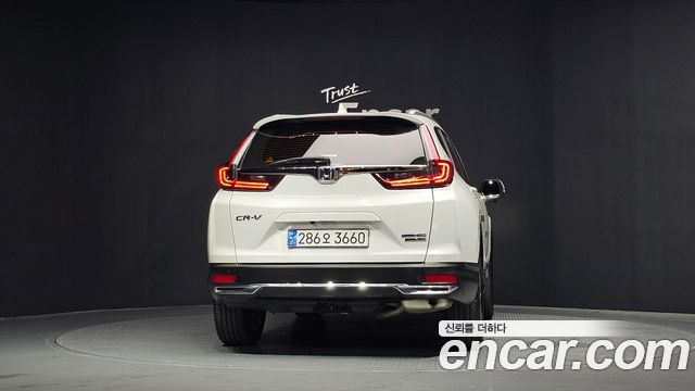 Honda CR-V 5-го поколения 2.0 Hybrid Touring 4WD - фото 3