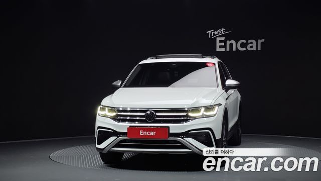 Volkswagen Tiguan 2.0 TSI Prestige - фото 2