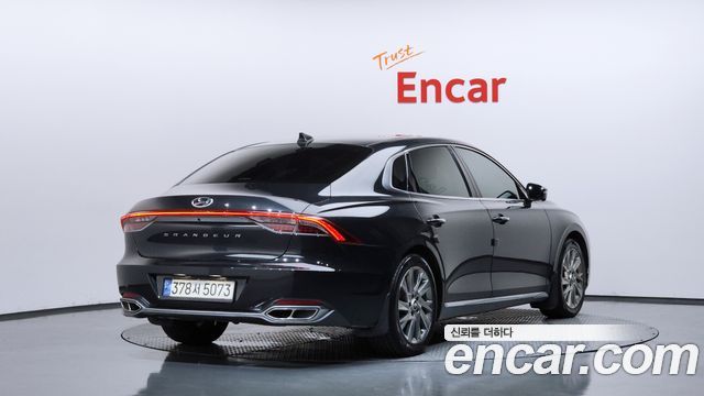 Hyundai Grandeur Новый IG, гибрид Calligraphy - фото 0