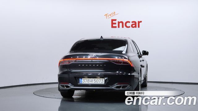 Hyundai Grandeur Новый IG, гибрид Calligraphy - фото 2
