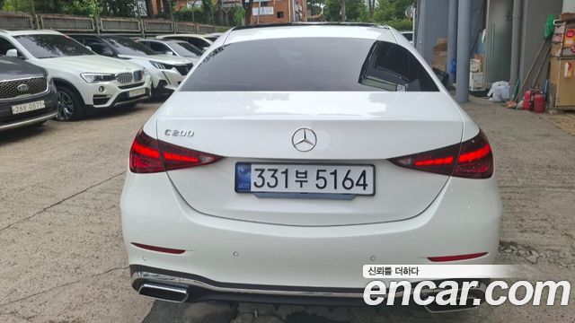 Mercedes-Benz C-Class W206 C200 AMG Line - фото 3