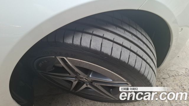 Mercedes-Benz C-Class W206 C200 AMG Line - фото 4