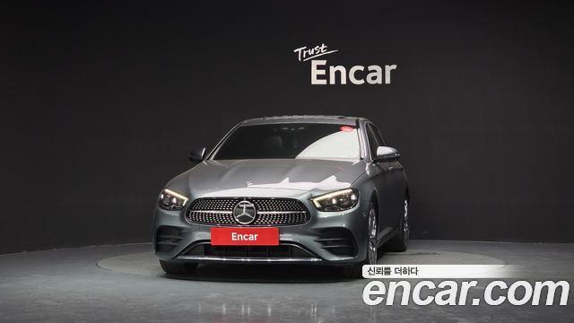 Mercedes-Benz E-Class W213 E220d 4MATIC AMG Line - фото 2