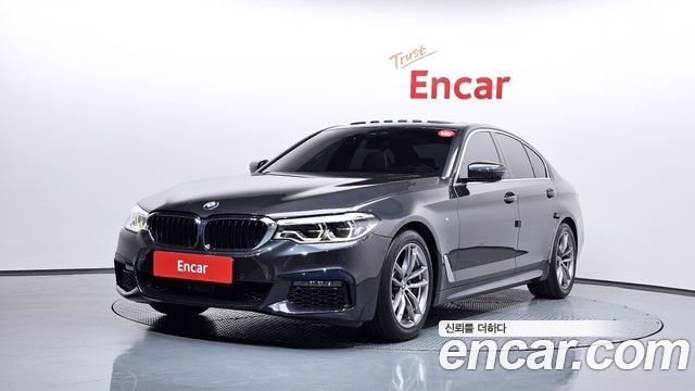 BMW 5-Series G30 520i M Sport - фото 0