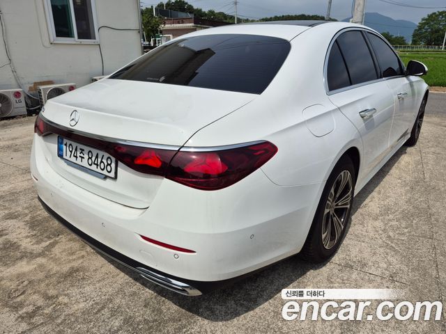Mercedes-Benz E-Class W214 E200 Avantgarde - фото 3