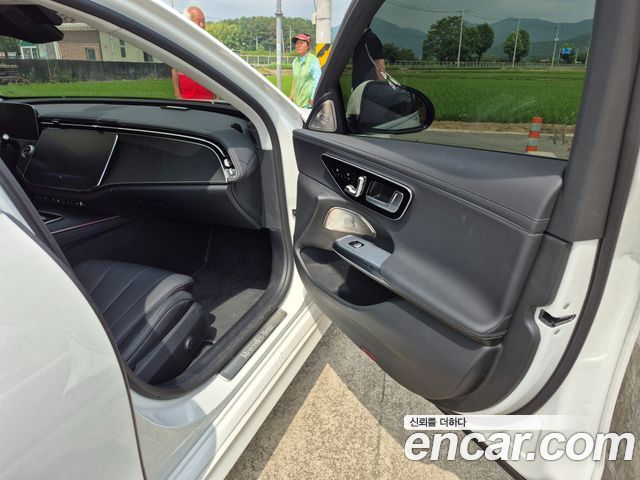 Mercedes-Benz E-Class W214 E200 Avantgarde - фото 4