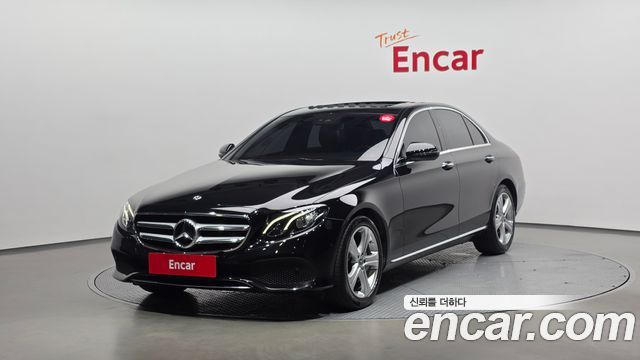 Mercedes-Benz E-Class W213 E200 Avantgarde - фото 0