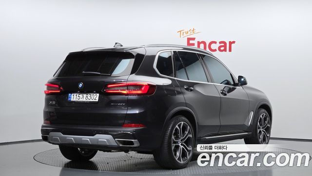 BMW X5 G05 xDrive 30d xLine - фото 1