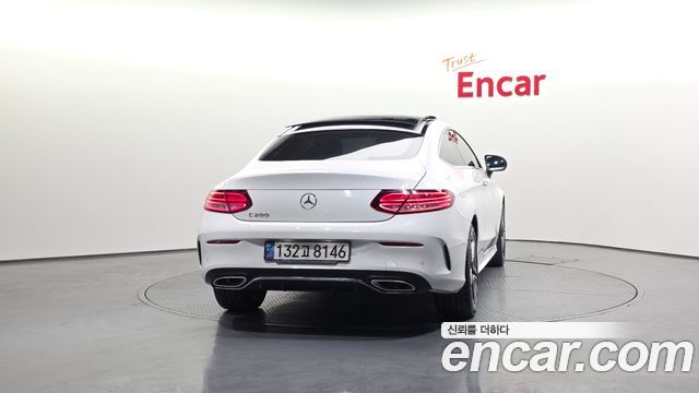 Mercedes-Benz C-Class W205 C200 Coupe - фото 3