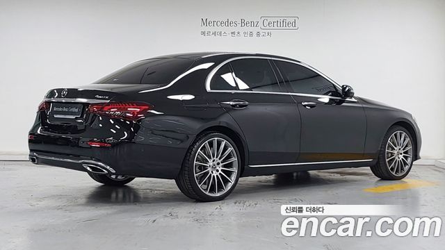 Mercedes-Benz E-Class W213 E450 4MATIC Exclusive - фото 1