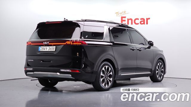 Kia Carnival 4-го поколения 7-Seater Signature - фото 1
