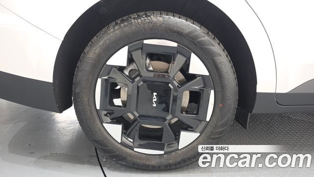 Kia Carnival Новый 4-го поколения HEV 9seater Signature - фото 4