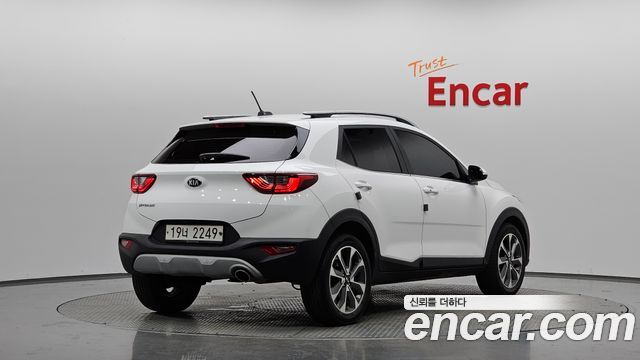 Kia Stonic 1.4 Prestige - фото 0