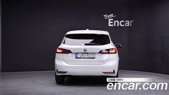 BMW 2-Series U06 220i Advantage - фото 3