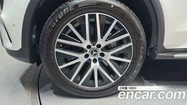 Mercedes-Benz GLC-Class X253 GLC300e 4MATIC - фото 4