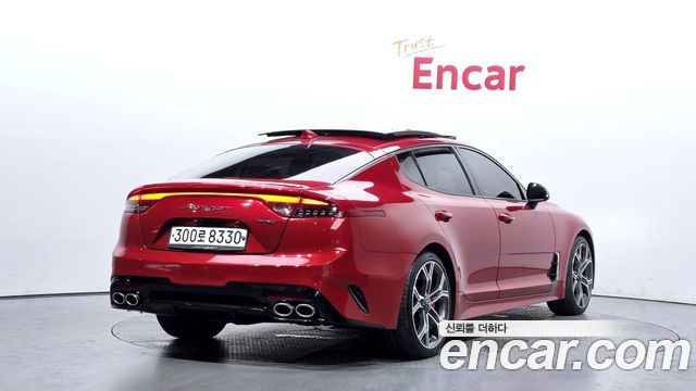 Kia Stinger 2.0 Turbo 2WD Platinum - фото 1